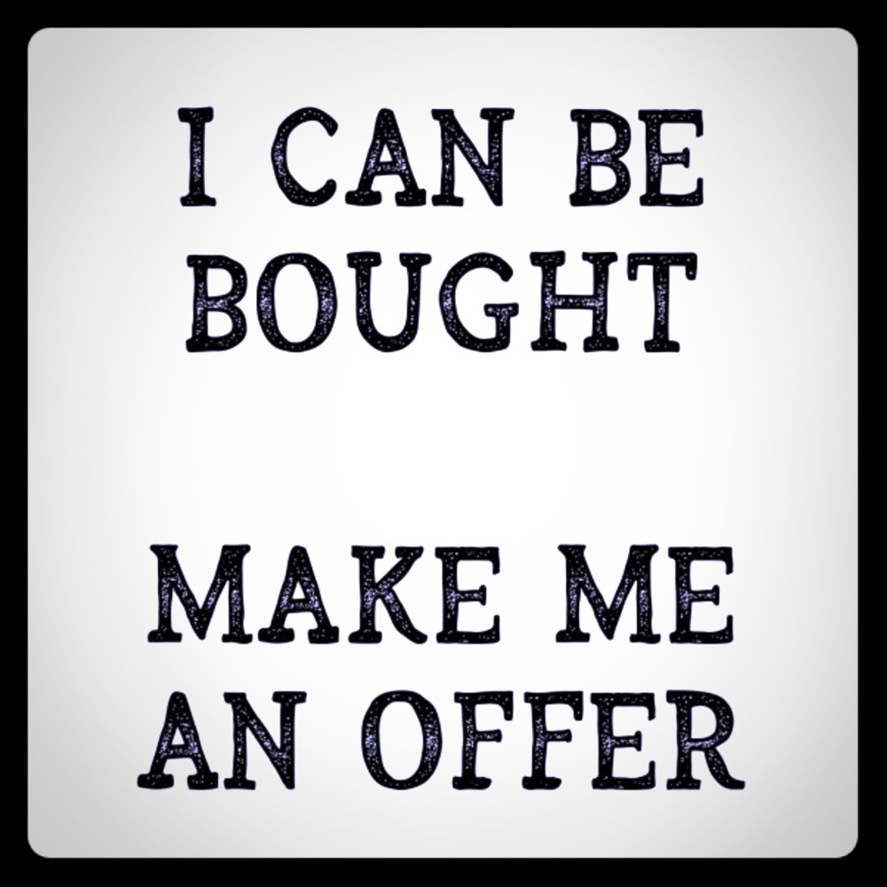 Make me an offer! 👗👠👚🧥